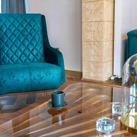 City Escape Luxury Country house