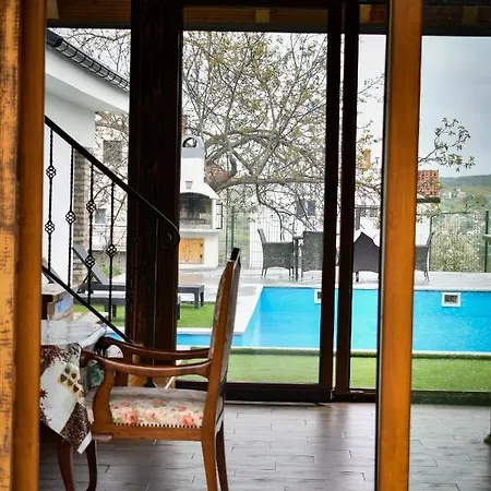 City Escape Luxury Country house